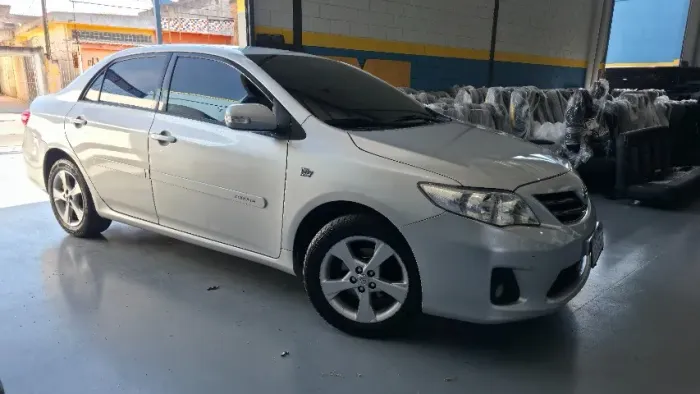 Toyota Corolla XEI 2.0 Flex 16V Aut. 2013