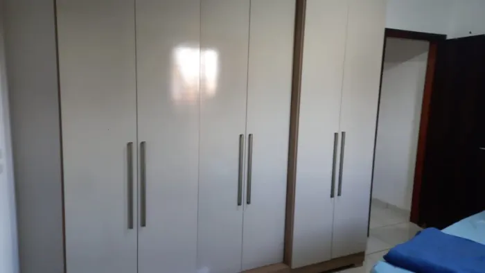 Guarda roupa seminovo