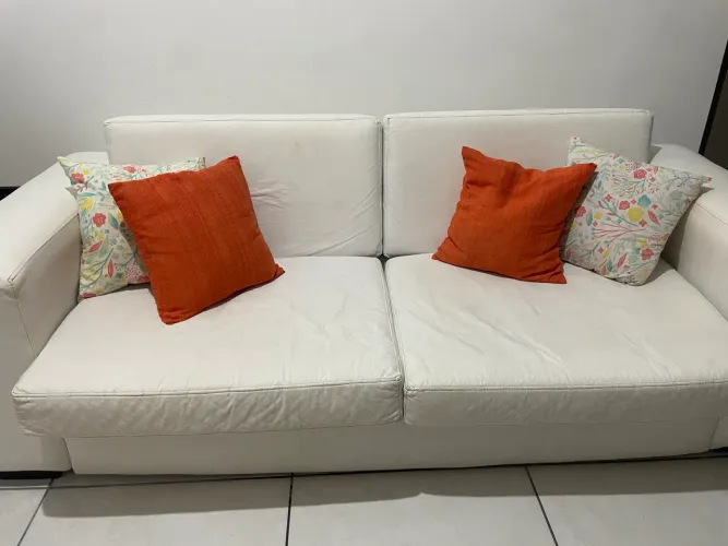 Sofá branco, 3 lugares 