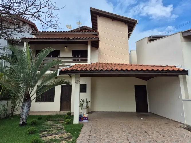 Casa no Condomínio Flamboyant em Hortolândia com suíte e area gourmet 4 vagas de garagem