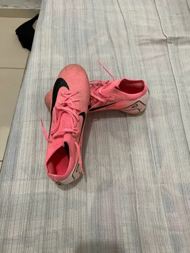 CHUTEIRA DA NIKE ORIGINAL.