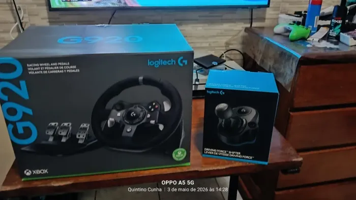 Volante Logitech G920 + Câmbio (Xbox/PC)