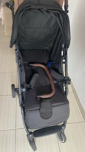 Carrinho de bebê kiddo 
