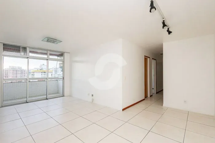 Apartamento com 3 dormitórios à venda, 100 m² por R$ 743.000,00 - Santa Rosa - Niterói/RJ