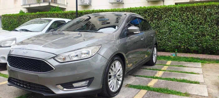 Ford Focus Fastback Se/se Plus 2.0 Flex Aut. 2017
