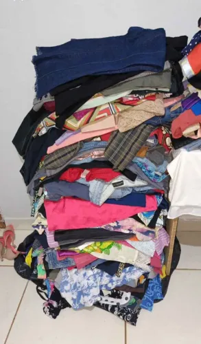 ?Vendo roupas pra brechós ou bazares em Trindade