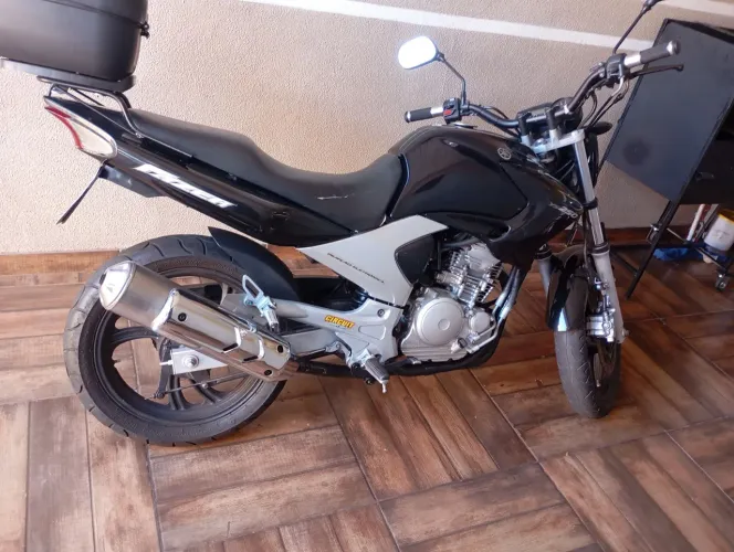 Moto Fizer 250 2006