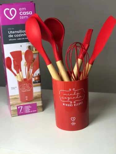 Jogo de Utensílios de Cozinha - Silicone + Cabo de Madeira - 7 Peças