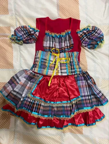 Vestido caipira infantil veste 4-6 anos