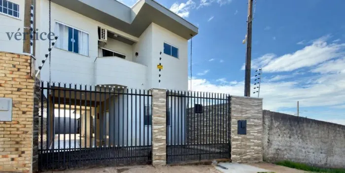 Sobrado à venda em Maringá, Jardim Colina Verde, com 3 quartos, com 138.07 m²
