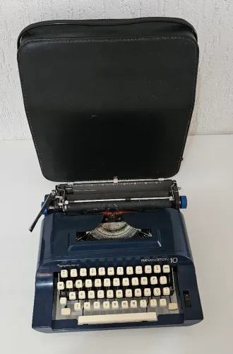 Máquina de Escrever Antiga Remington 10 Sperry Rand Azul Com Maleta