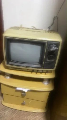 Vendo TV antiga