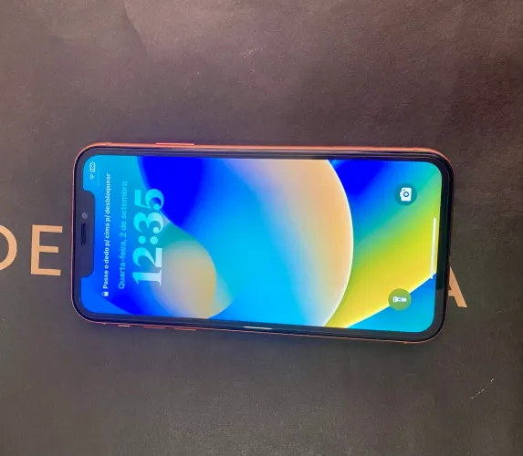 iPhone XR muito novo