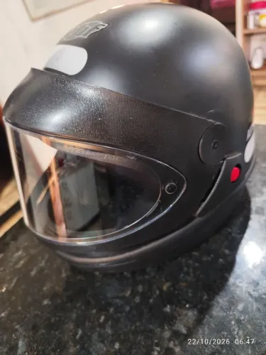 Capacete 56/57