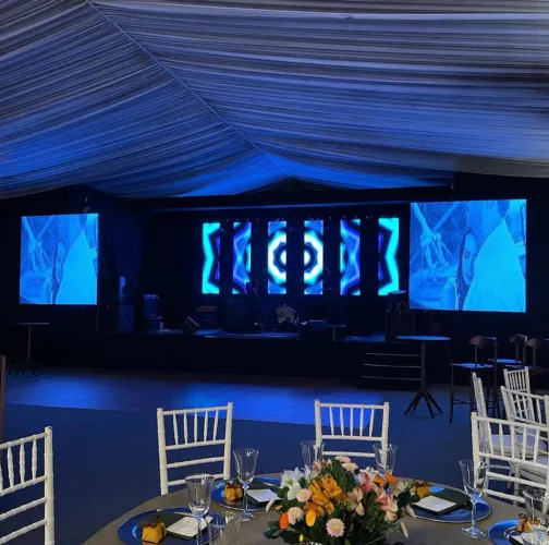 PAINEL DE LED ALUGUEL SOM ILUMINAÇÃO LOCAÇÃO PALCO PAINEIS P/ MESA DJ