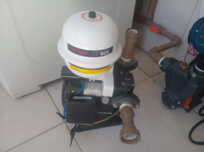 Pressurizador de agua komeco 825