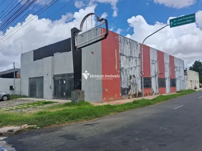 Galpão comercial de esquina para aluguel no Dirceu