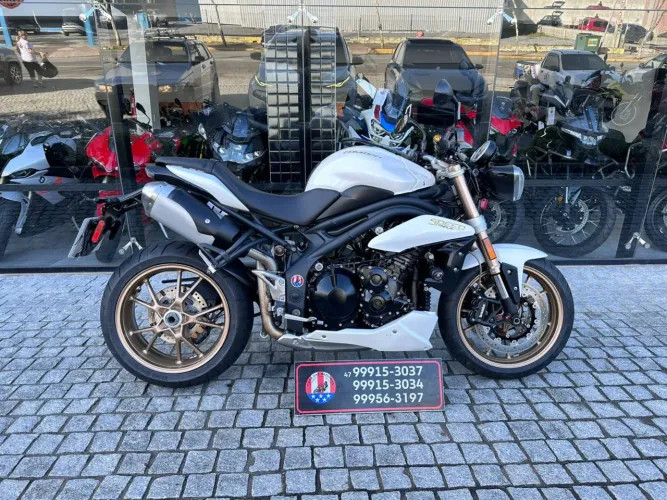 Triumph Speed Triple 1050I