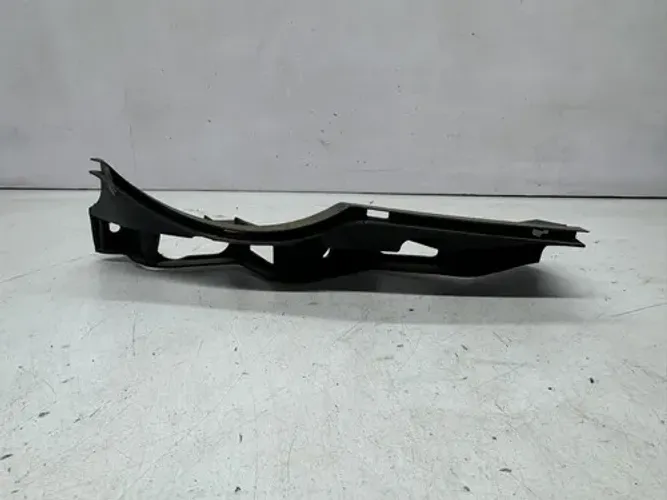 Guia Farol Direito Passat 2006 A 2010