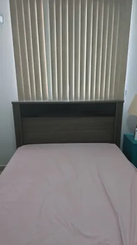Cama Casal com Colchão SEMI-NOVA