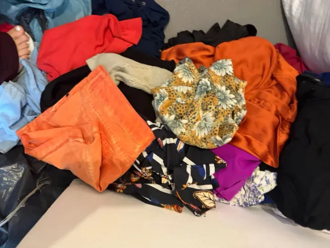 Lote de roupas usadas o