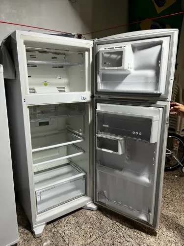 Geladeira Seminova 