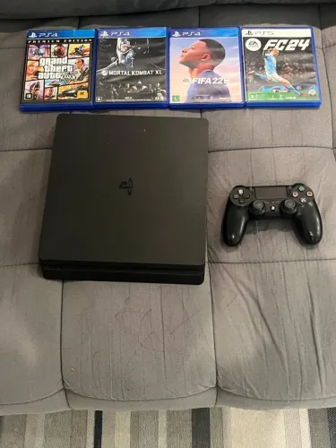Ps4 Slim + 2 controles + 3 jogos originais