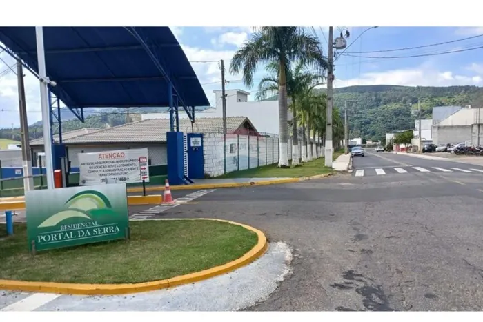 EXCELENTE OPORTUNIDADE: CONDOMINIO PORTAL DA SERRA