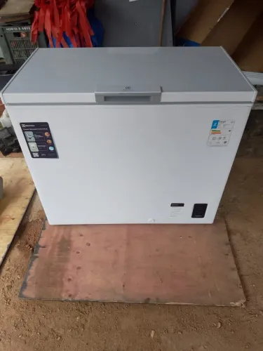 Freezer eletrolux inverter seminovo