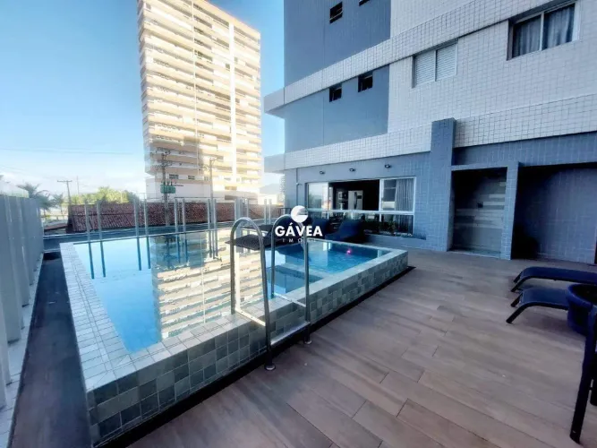 Apartamento à venda no Caiçara em Praia Grande.