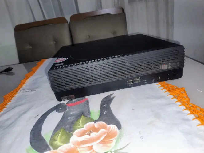 Desktop Lenovo ThinkCentre M75s-2