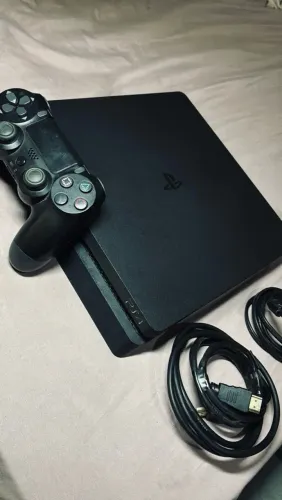 Ps4 slim 1 terá perfeito