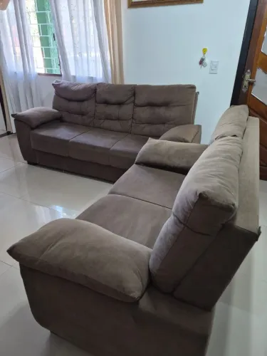 Vendo sofa 3 e 2 lugares