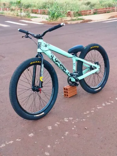 Gios para sair logo leia a descrição ?