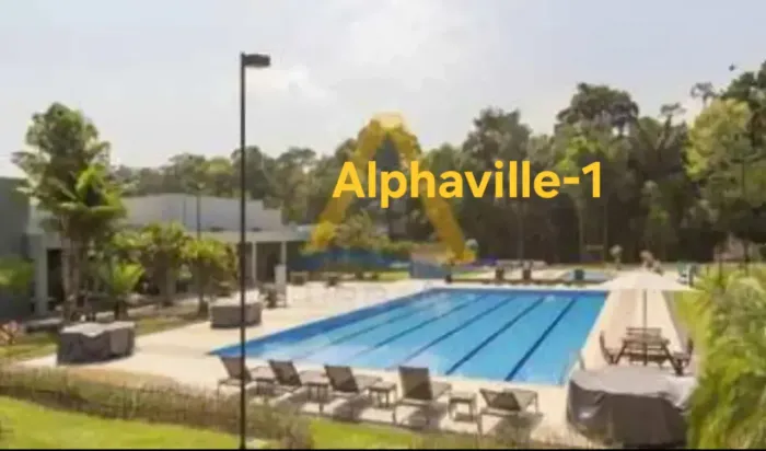 Excelente Lote com 547m2 DESMATADO no Alphaville 1. Documentado. Pronto pra Construir