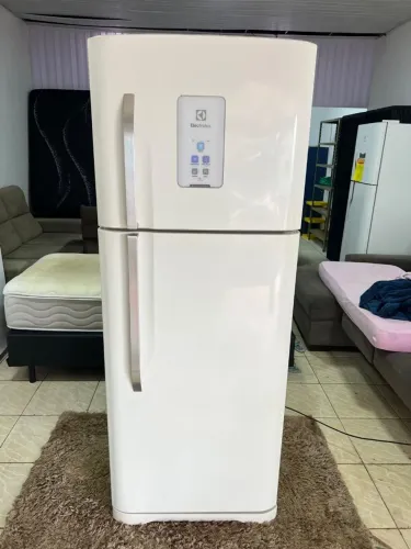 Geladeira Electrolux 420 litros frost free touch digital ((ENTREGO GRATIS))