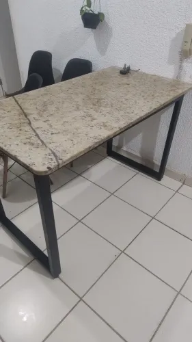 Mesa de granito