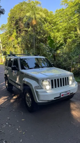 Jeep Cherokee Sport 3.7 4X4 V6 12V Aut. 2012