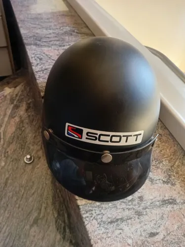 Capacete Scott