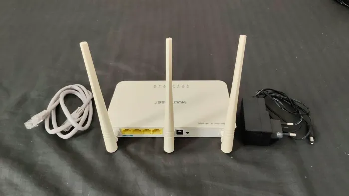 Roteador Multilaser R163 300mbps 3 Antenas (usado)