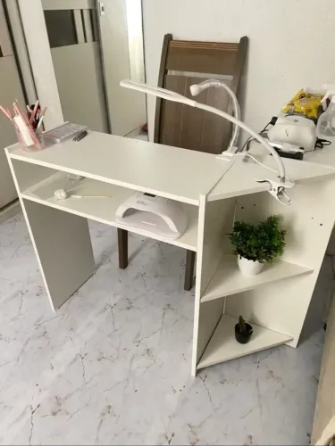 Mesa de manicure 