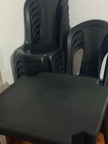 2 MESAS e 12 CADEIRAS