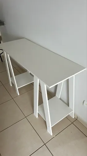 Vendo mesa escrivaninha 