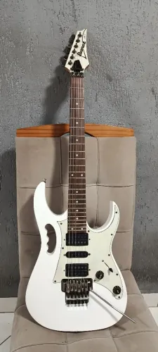 Guitarra Ibanez Jem Jr.