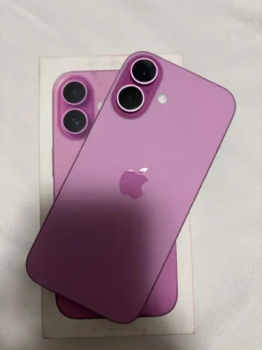 VENDO IPHONE 16 ROSA