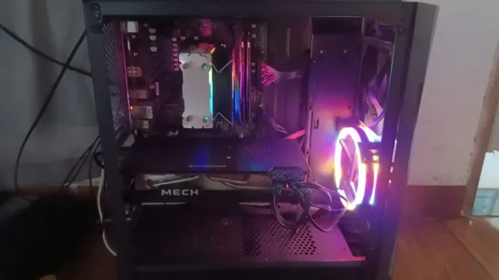 PC Gamer Ryzen 5 5500 + RX 6750 XT + 16GB RAM + SSD 1 TB
