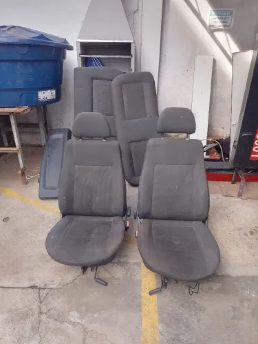 Jogo de banco gol G4 2008 e portas 