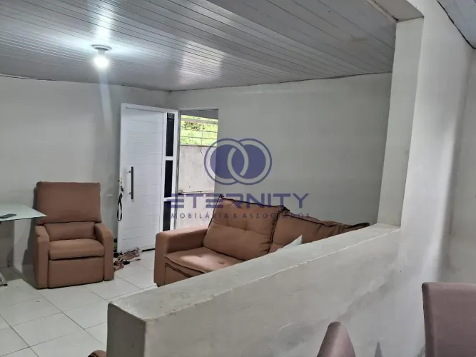 Casa à venda em COHAB Recife 111m² 2 quartos R$170 mil