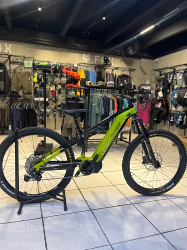 Bicicleta Oggi RAZZO T130 BATERIA LG DE 840Wh (EM ATE 21X SEM JUROS)