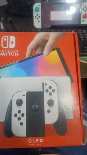 Nintendo Switch OLED Branco ORIGINAL SEM DESBLOQUEIO + Cartão 256 GB (edição oficial)